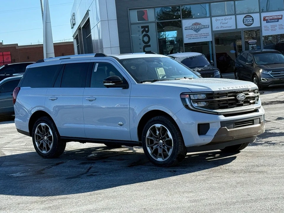 2026 Ford Expedition 5th Gen - Image 9 of 12