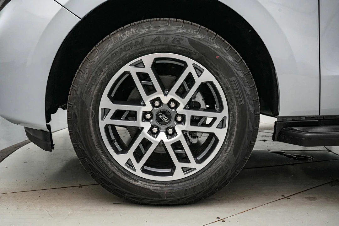 2026 Ford Expedition 5th Gen - Image 11 of 21