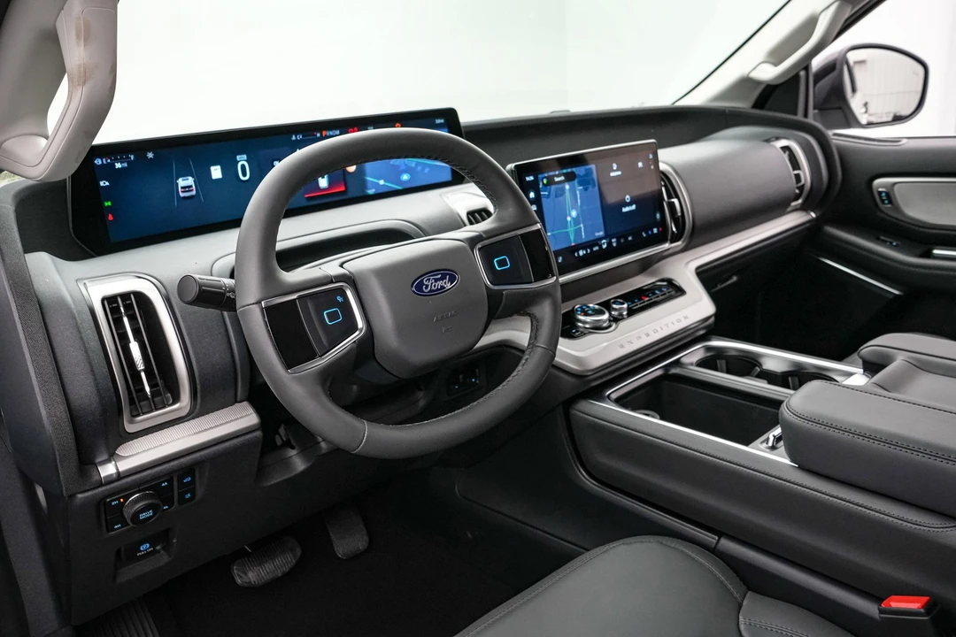 2026 Ford Expedition 5th Gen - Image 13 of 21