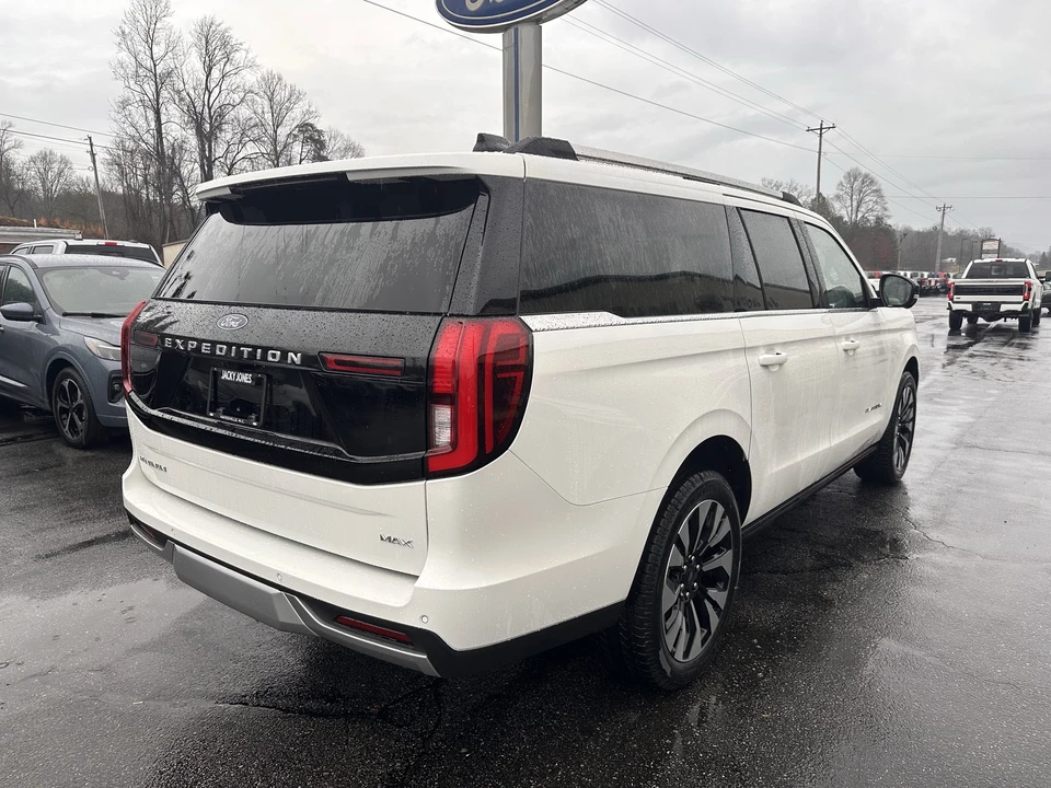 2026 Ford Expedition 5th Gen - Image 6 of 21