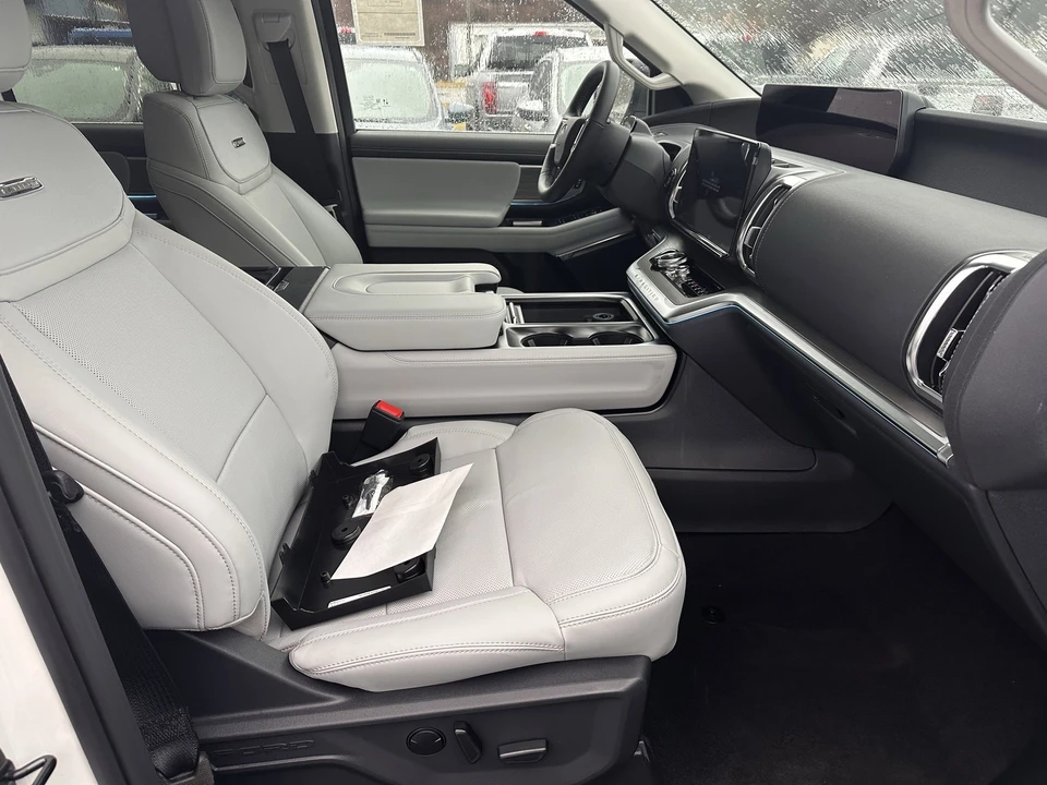2026 Ford Expedition 5th Gen - Image 15 of 21