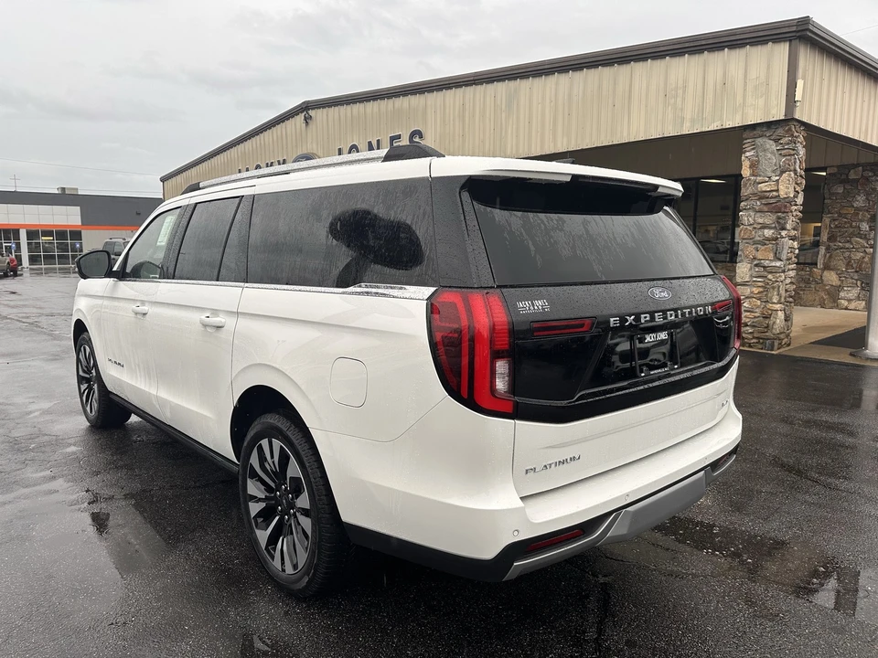 2026 Ford Expedition 5th Gen - Image 8 of 21