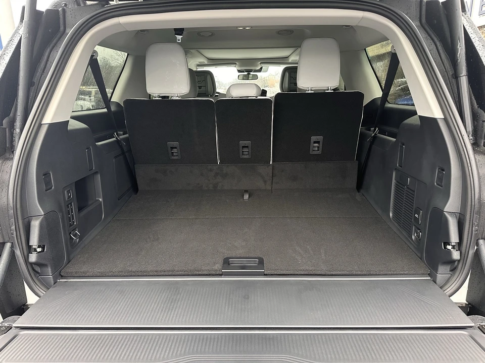 2026 Ford Expedition 5th Gen - Image 19 of 21