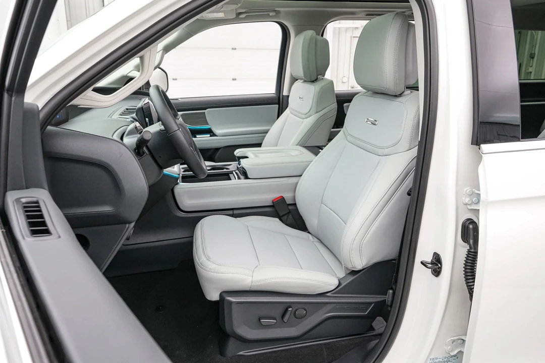 2026 Ford Expedition 5th Gen - Image 12 of 21