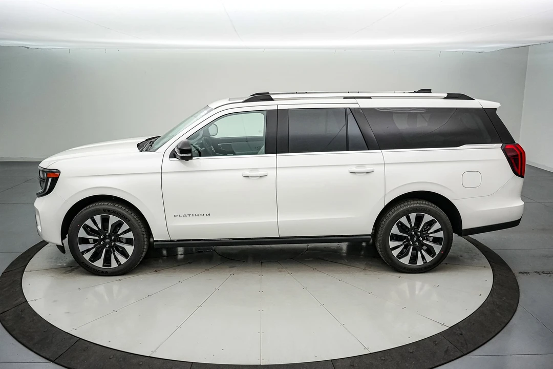 2026 Ford Expedition 5th Gen - Image 8 of 21