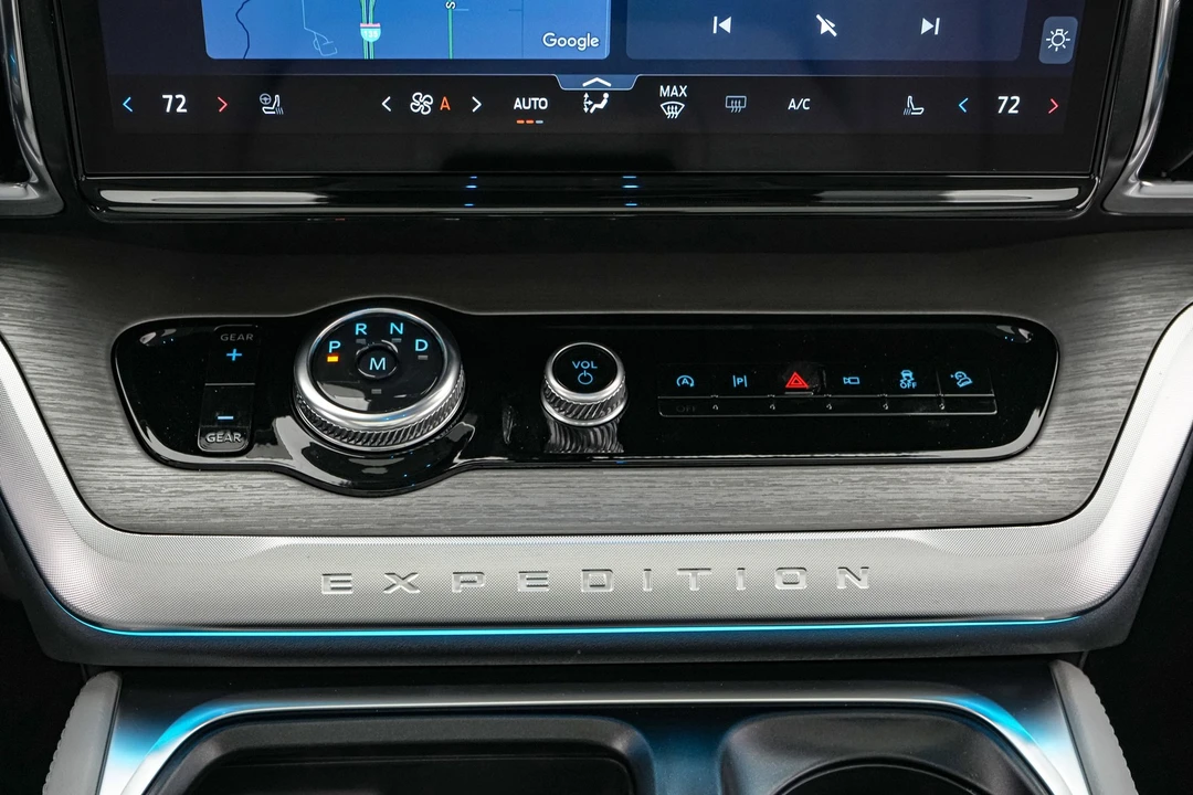 2026 Ford Expedition 5th Gen - Image 18 of 21