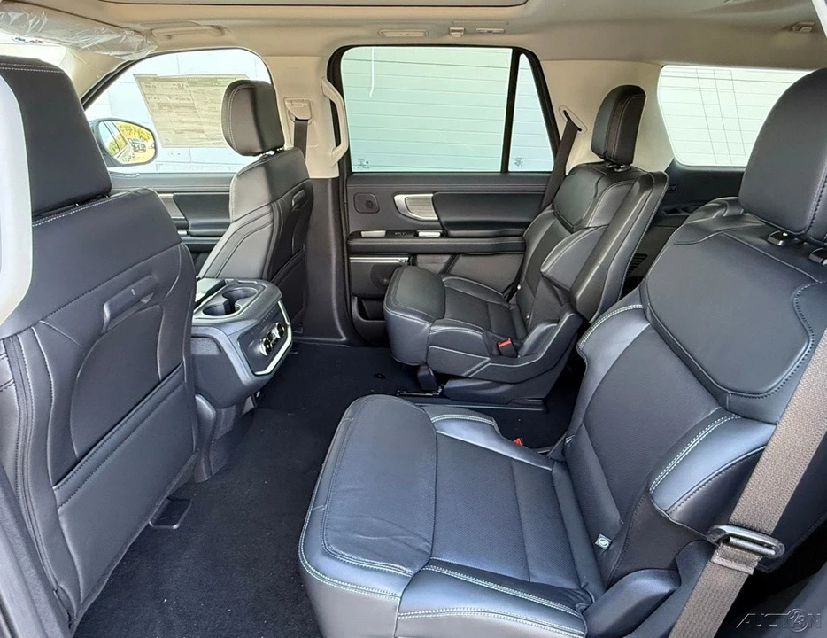 2026 Ford Expedition 5th Gen - Image 17 of 21