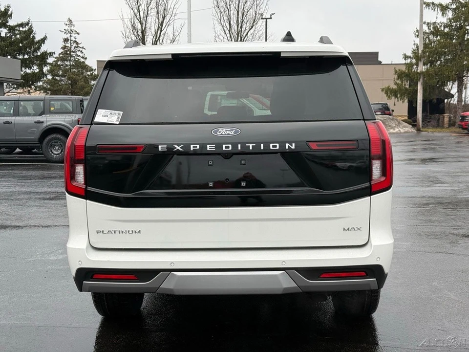2026 Ford Expedition 5th Gen - Image 5 of 12