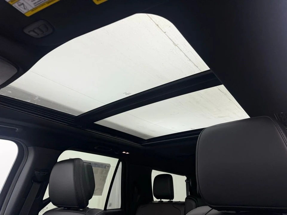 2026 Ford Expedition 5th Gen - Image 4 of 12
