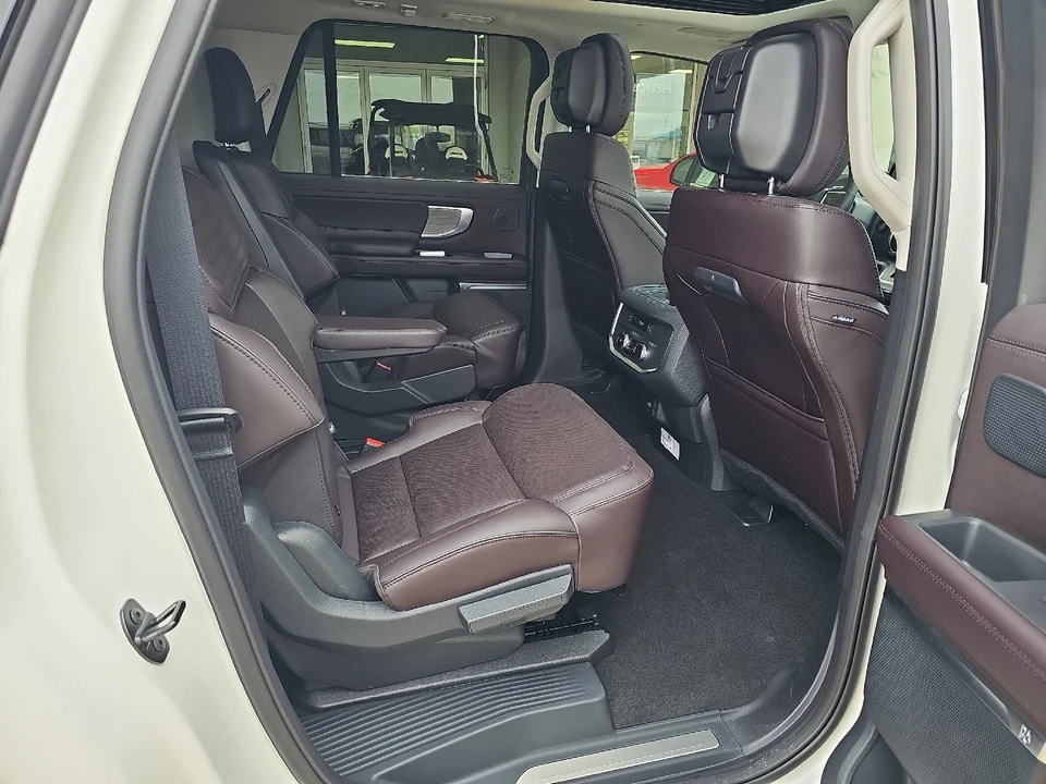 2026 Ford Expedition 5th Gen - Image 11 of 21