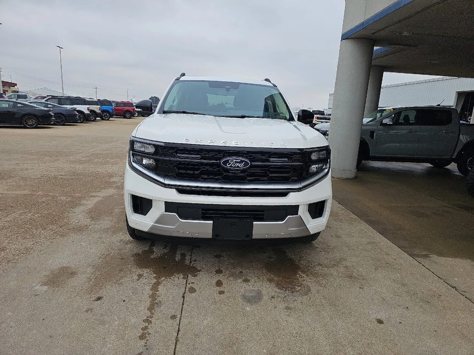 2026 Ford Expedition 5th Gen - Image 3 of 21