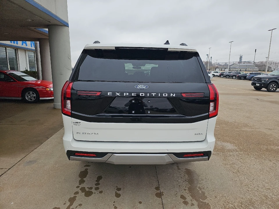 2026 Ford Expedition 5th Gen - Image 14 of 21