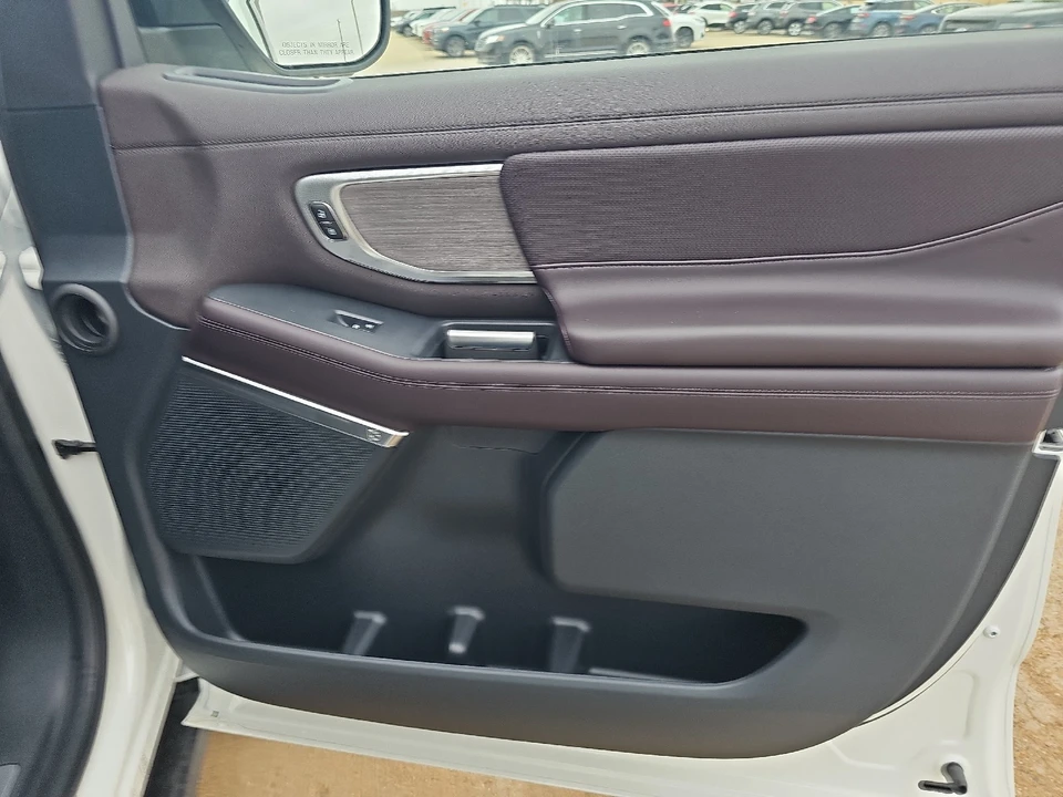 2026 Ford Expedition 5th Gen - Image 10 of 21