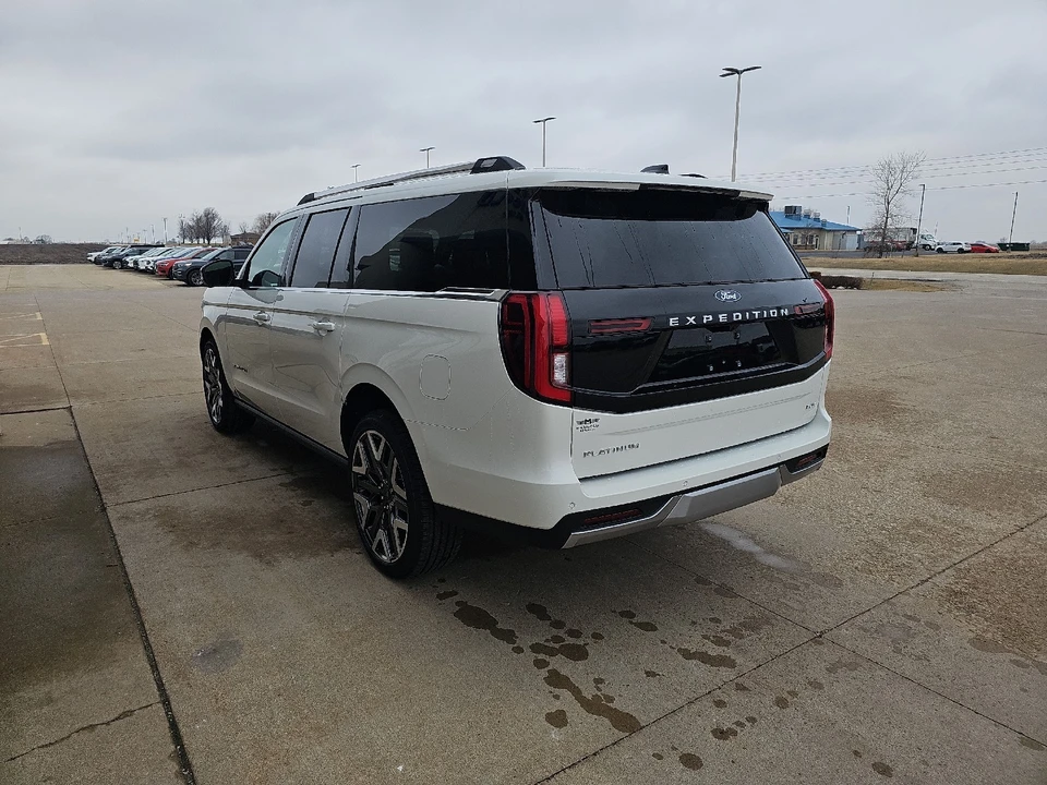 2026 Ford Expedition 5th Gen - Image 17 of 21