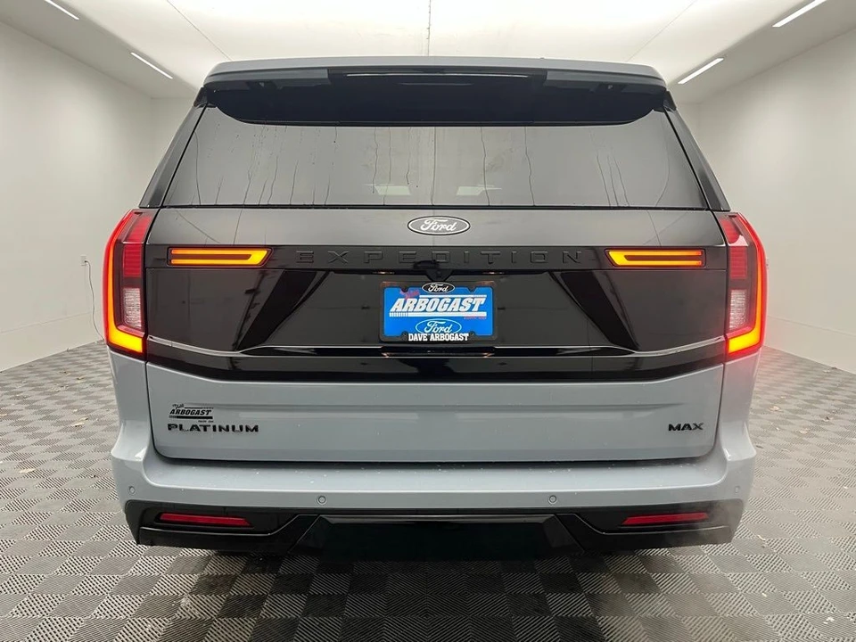 2026 Ford Expedition 5th Gen - Image 9 of 12
