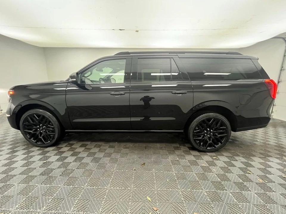 2026 Ford Expedition 5th Gen - Image 12 of 12