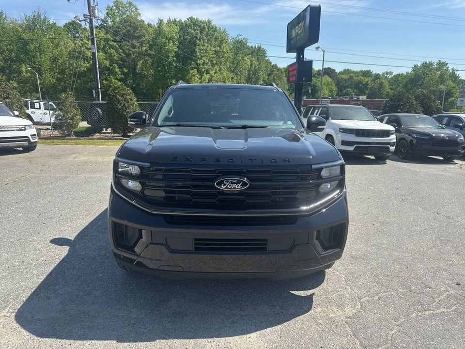 2026 Ford Expedition 5th Gen - Image 8 of 21