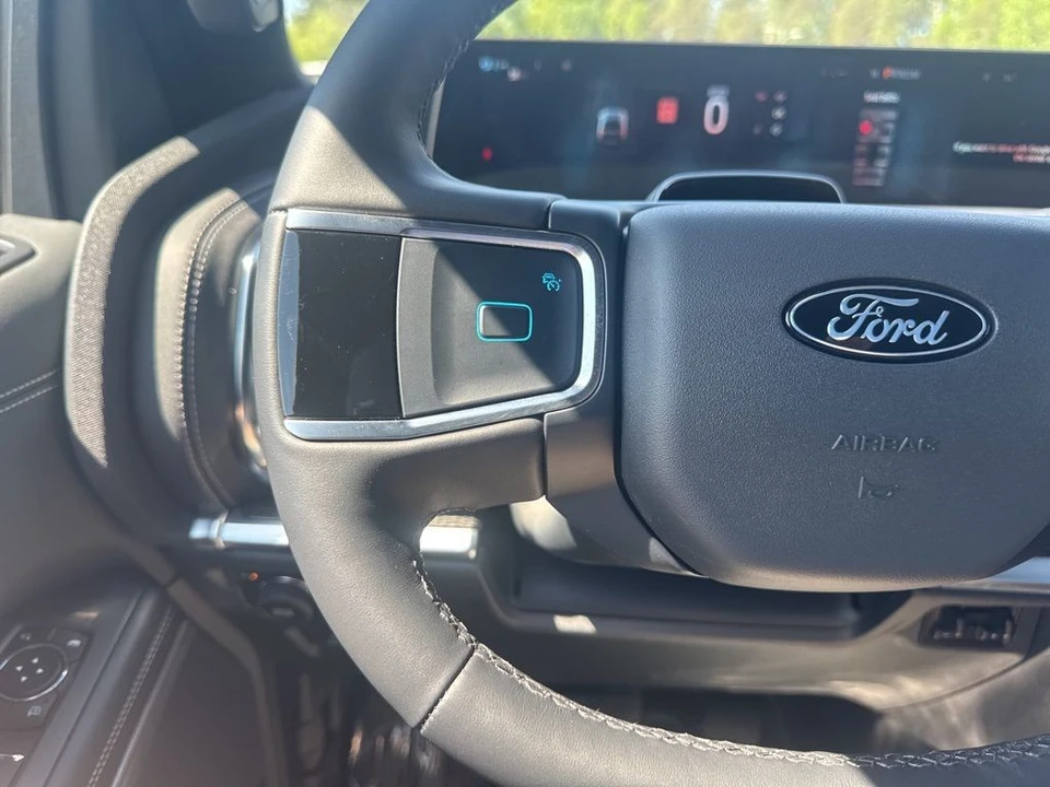2026 Ford Expedition 5th Gen - Image 15 of 21