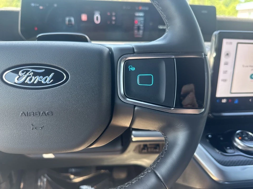 2026 Ford Expedition 5th Gen - Image 16 of 21