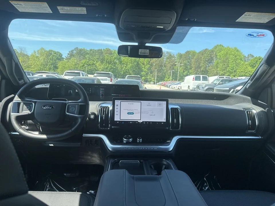 2026 Ford Expedition 5th Gen - Image 13 of 21