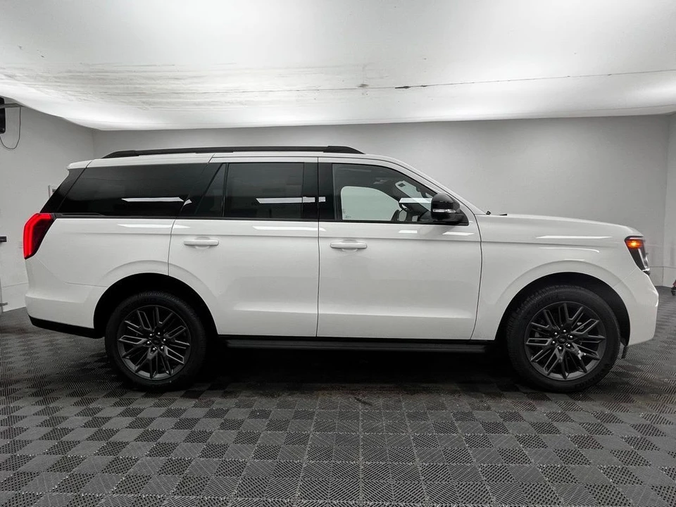 2026 Ford Expedition 5th Gen - Image 7 of 12