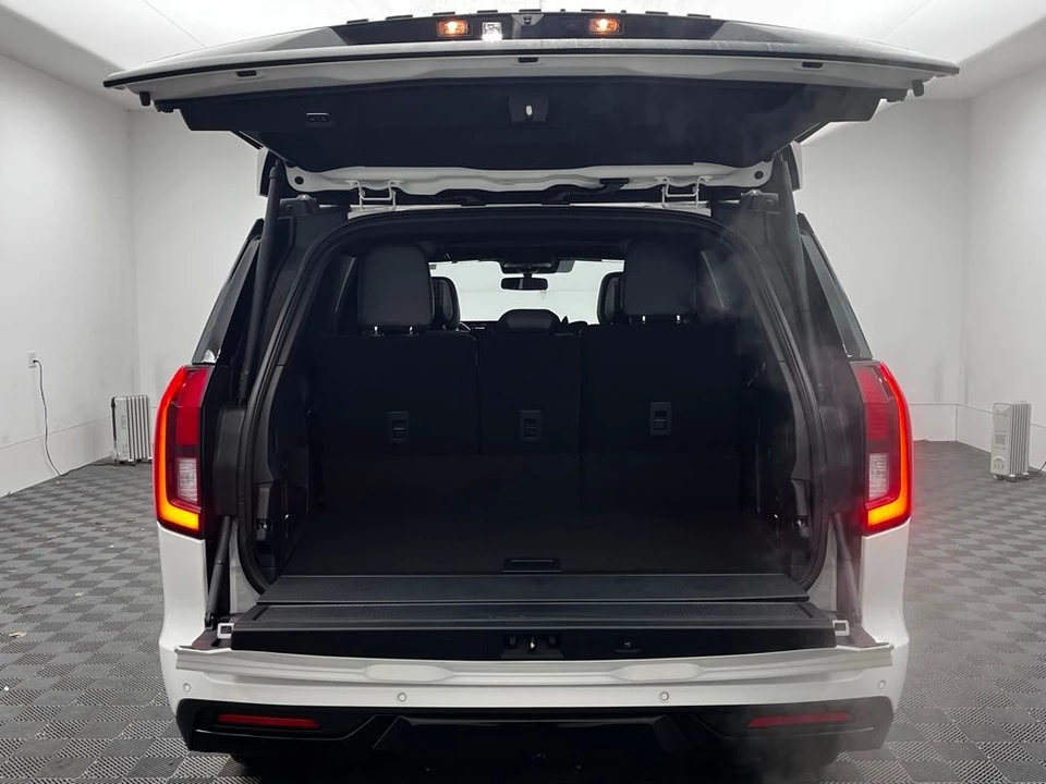 2026 Ford Expedition 5th Gen - Image 10 of 12