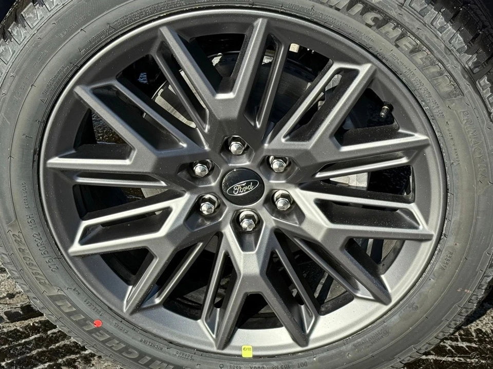 2026 Ford Expedition 5th Gen - Image 13 of 21