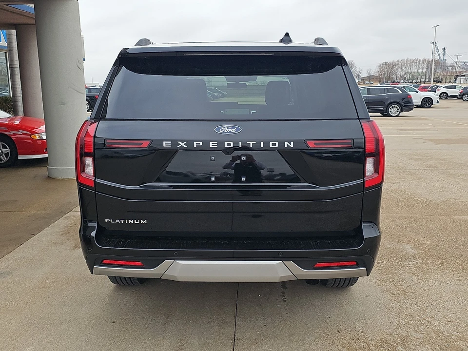 2026 Ford Expedition 5th Gen - Image 13 of 21