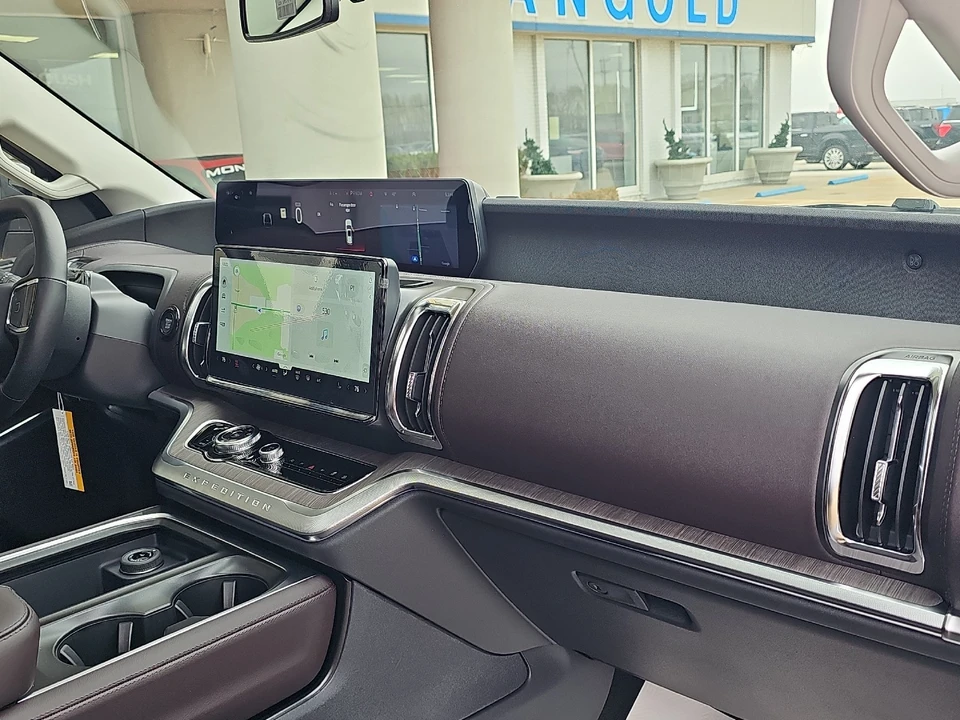 2026 Ford Expedition 5th Gen - Image 8 of 21