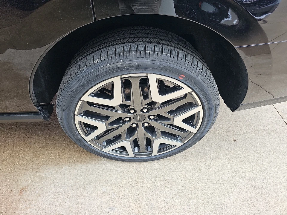 2026 Ford Expedition 5th Gen - Image 17 of 21