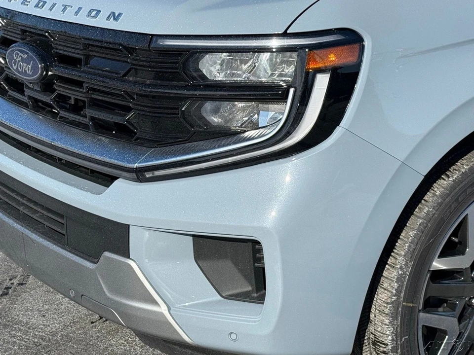 2026 Ford Expedition 5th Gen - Image 11 of 21