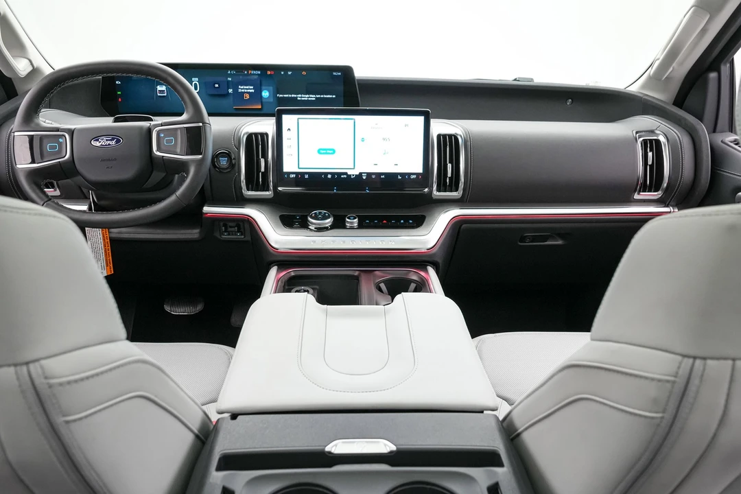 2026 Ford Expedition 5th Gen - Image 16 of 21