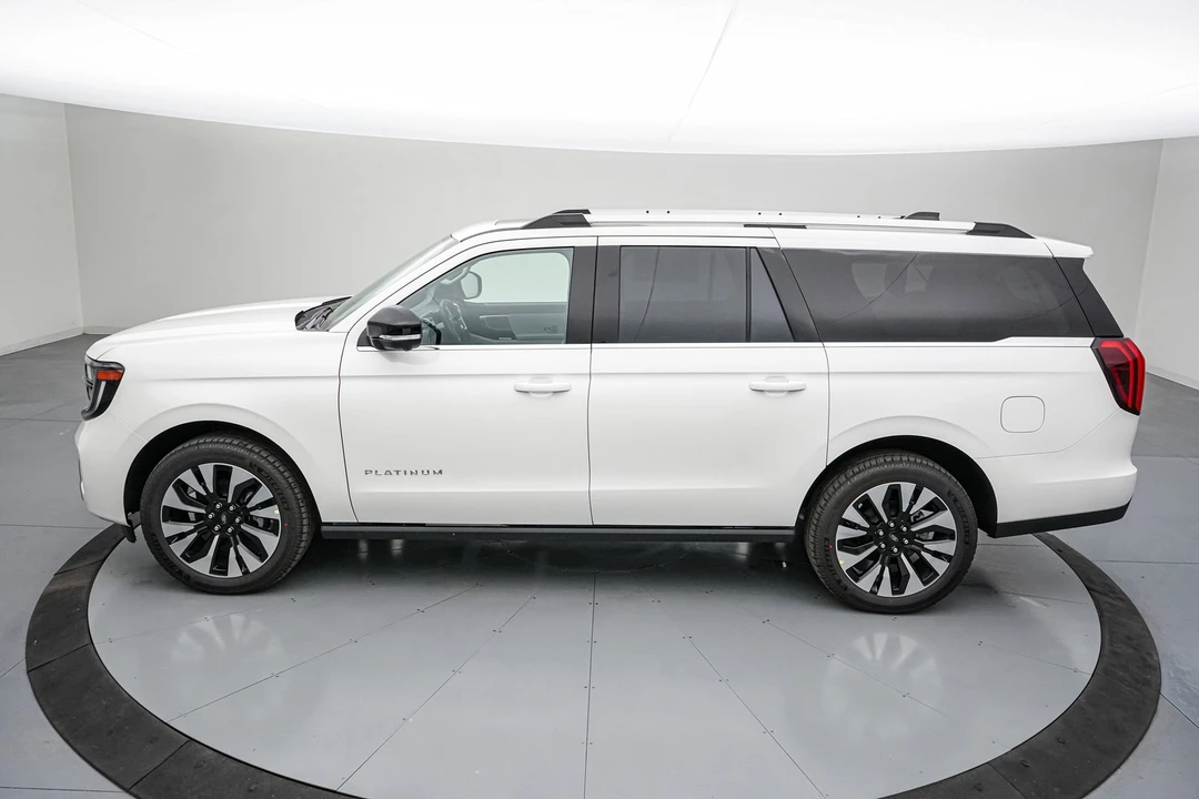 2026 Ford Expedition 5th Gen - Image 8 of 21