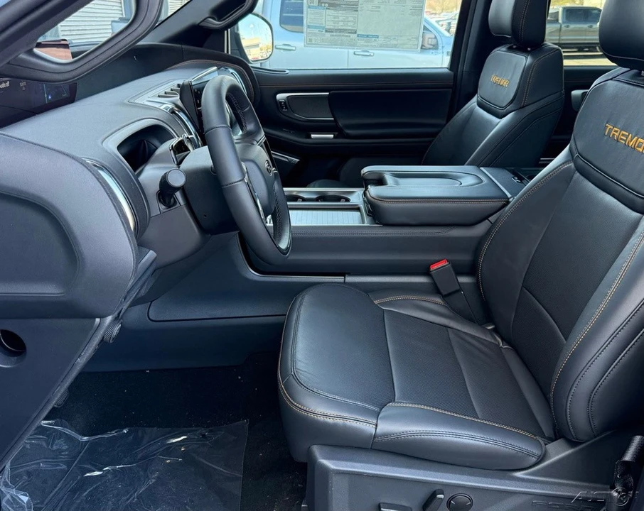 2026 Ford Expedition 5th Gen - Image 11 of 12