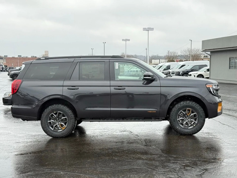 2026 Ford Expedition 5th Gen - Image 6 of 12