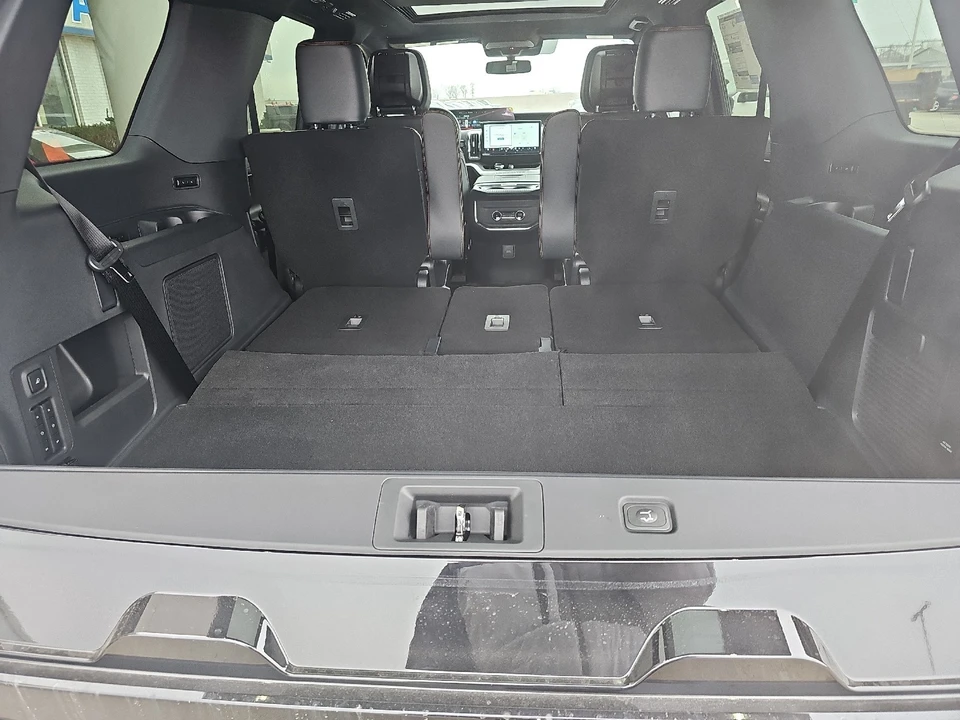 2026 Ford Expedition 5th Gen - Image 15 of 21