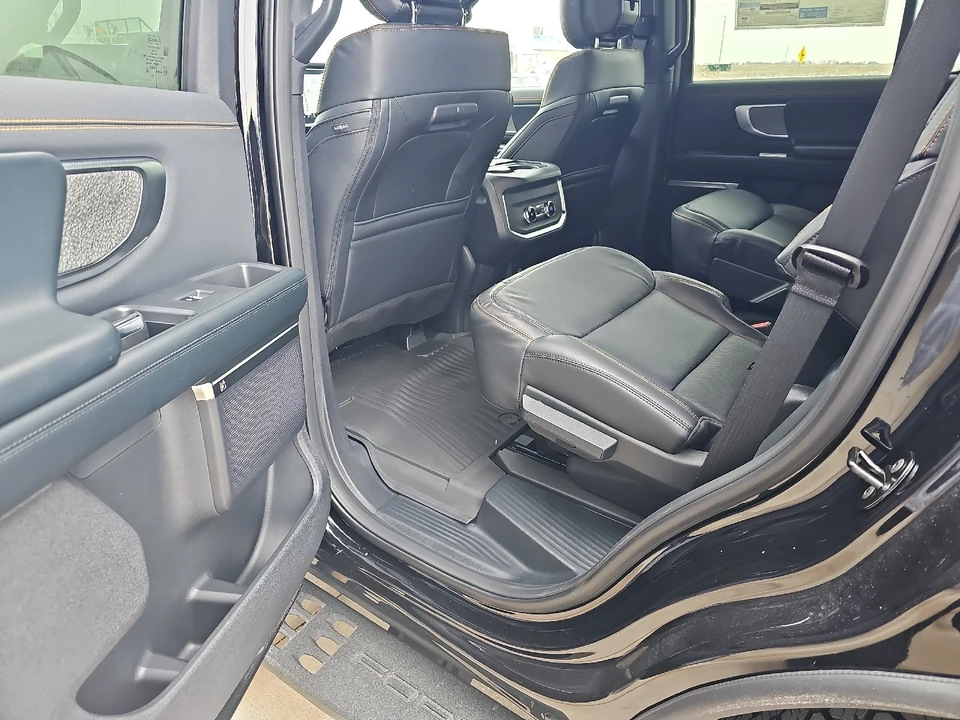 2026 Ford Expedition 5th Gen - Image 19 of 21