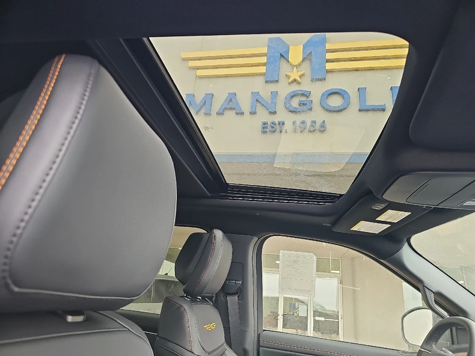 2026 Ford Expedition 5th Gen - Image 8 of 21