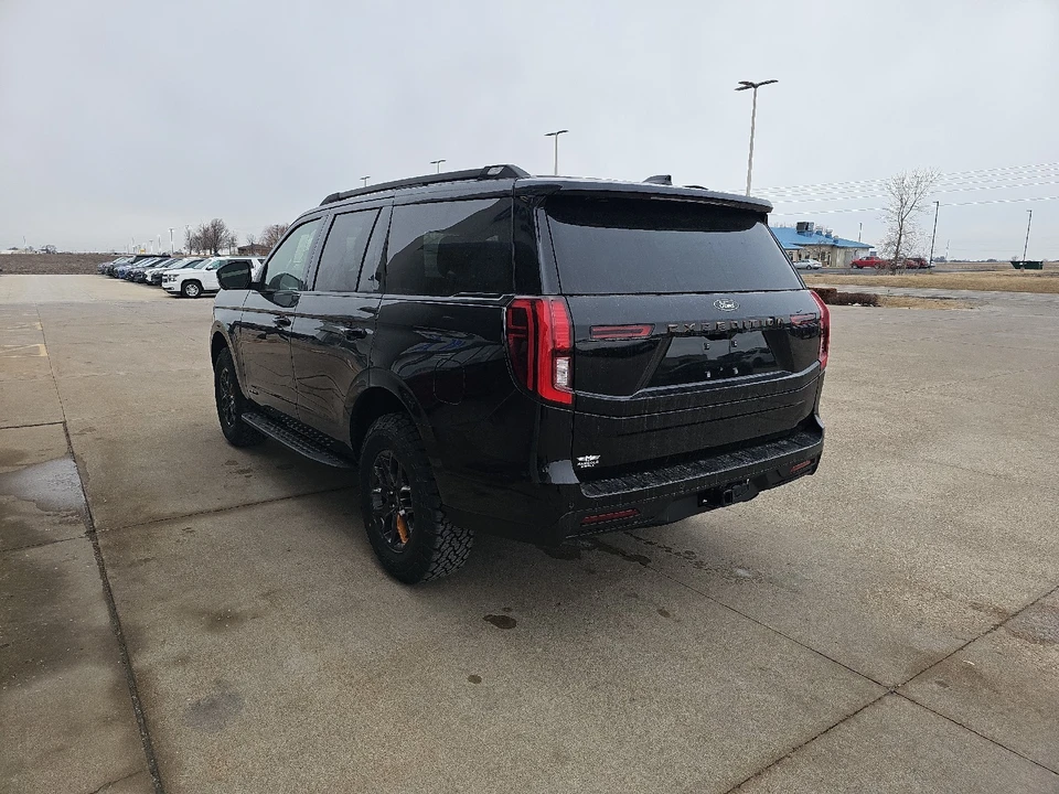2026 Ford Expedition 5th Gen - Image 17 of 21