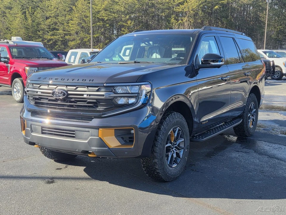 2026 Ford Expedition 5th Gen - Image 12 of 20
