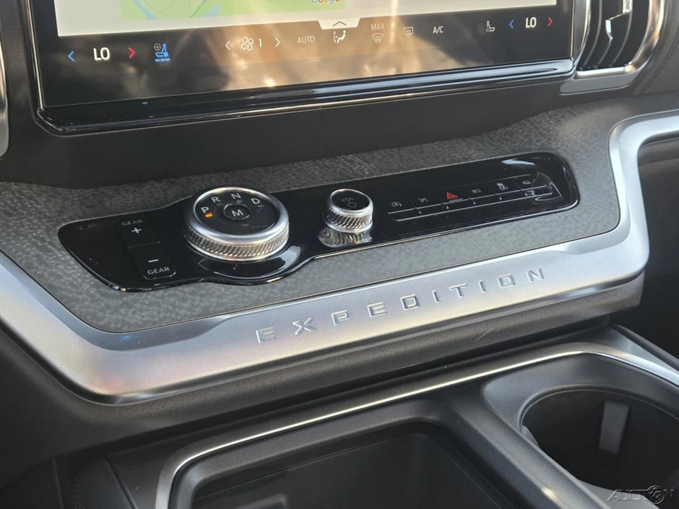 2026 Ford Expedition 5th Gen - Image 6 of 20