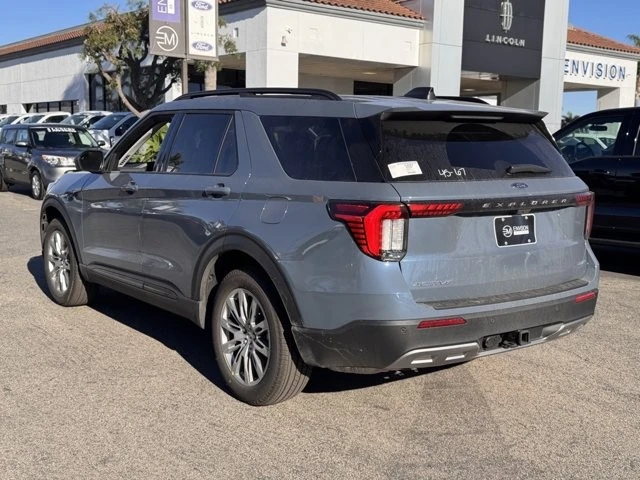 2026 Ford Explorer 6th Gen - Image 10 of 12