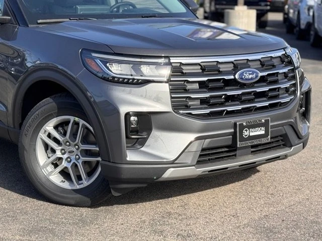 2026 Ford Explorer 6th Gen - Image 3 of 12