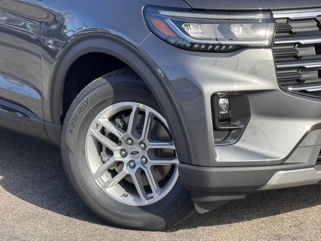 2026 Ford Explorer 6th Gen - Image 4 of 12