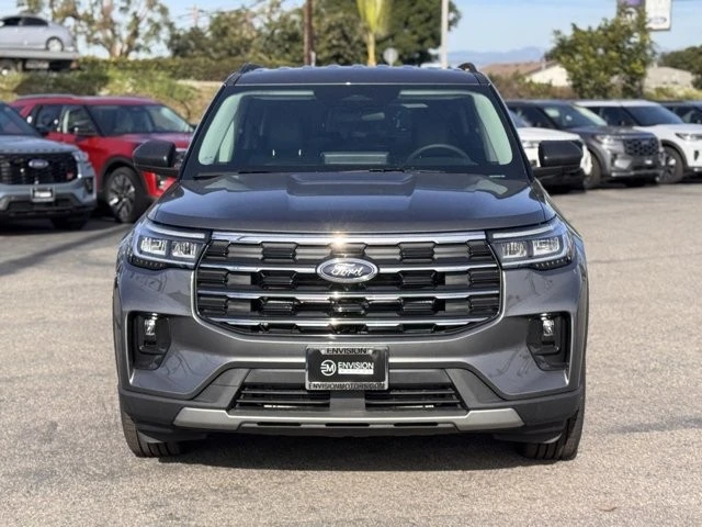 2026 Ford Explorer 6th Gen - Image 6 of 12