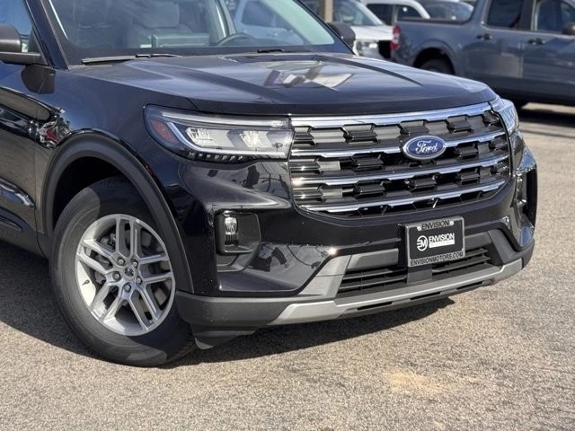 2026 Ford Explorer 6th Gen - Image 3 of 12