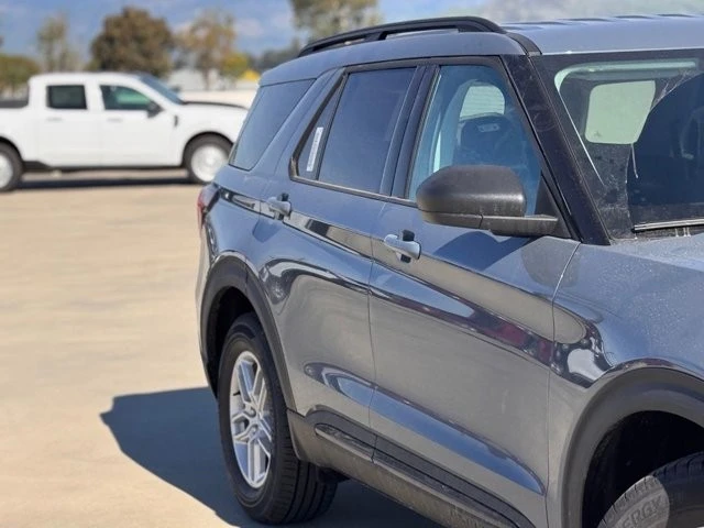 2026 Ford Explorer 6th Gen - Image 5 of 12