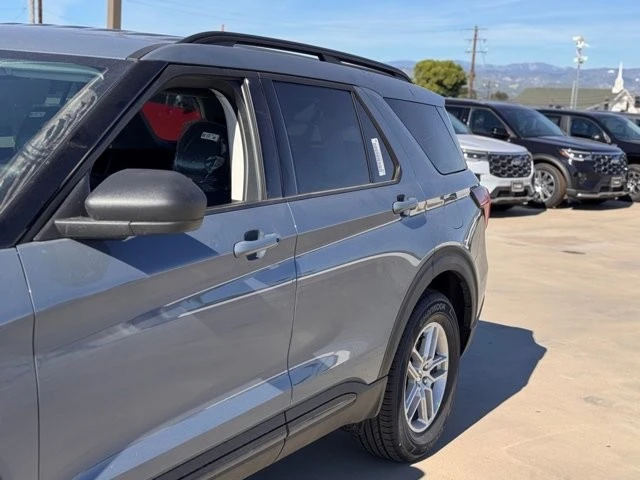 2026 Ford Explorer 6th Gen - Image 9 of 12