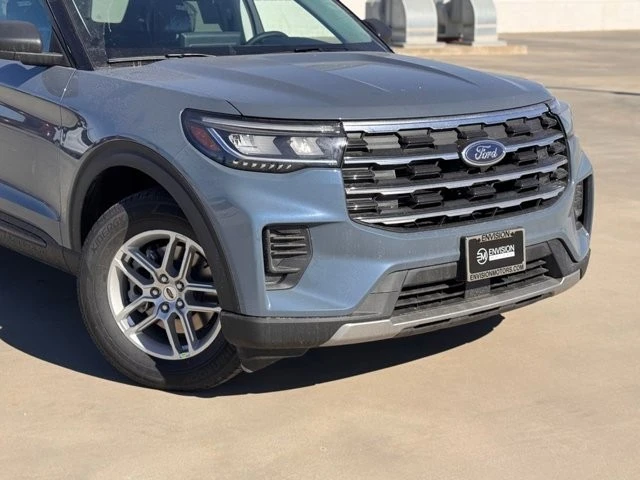 2026 Ford Explorer 6th Gen - Image 3 of 12