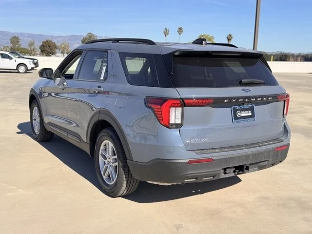 2026 Ford Explorer 6th Gen - Image 10 of 12